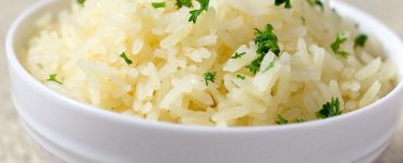Рассыпчатый белый рис